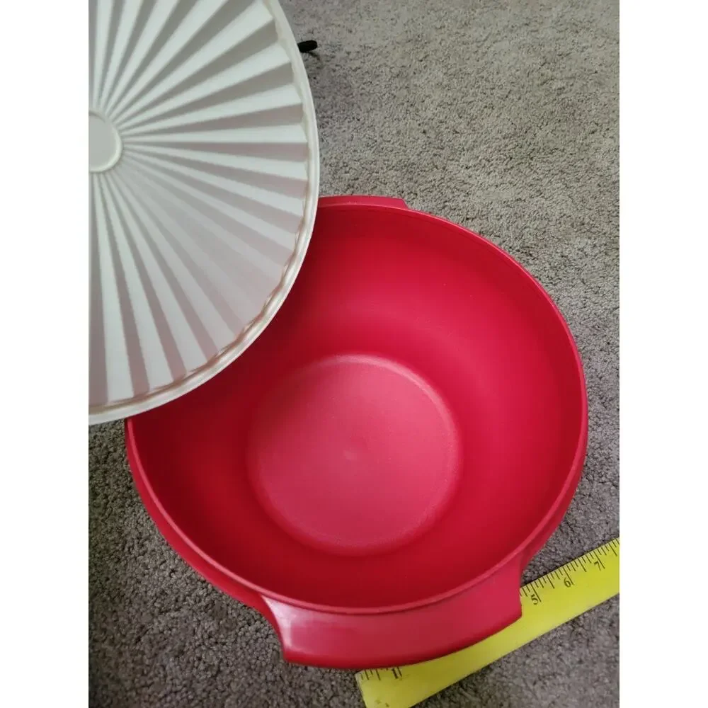 Vintage Tupperware Servalier Mixing Bowl 6 Cup Harvest Strawberry 836